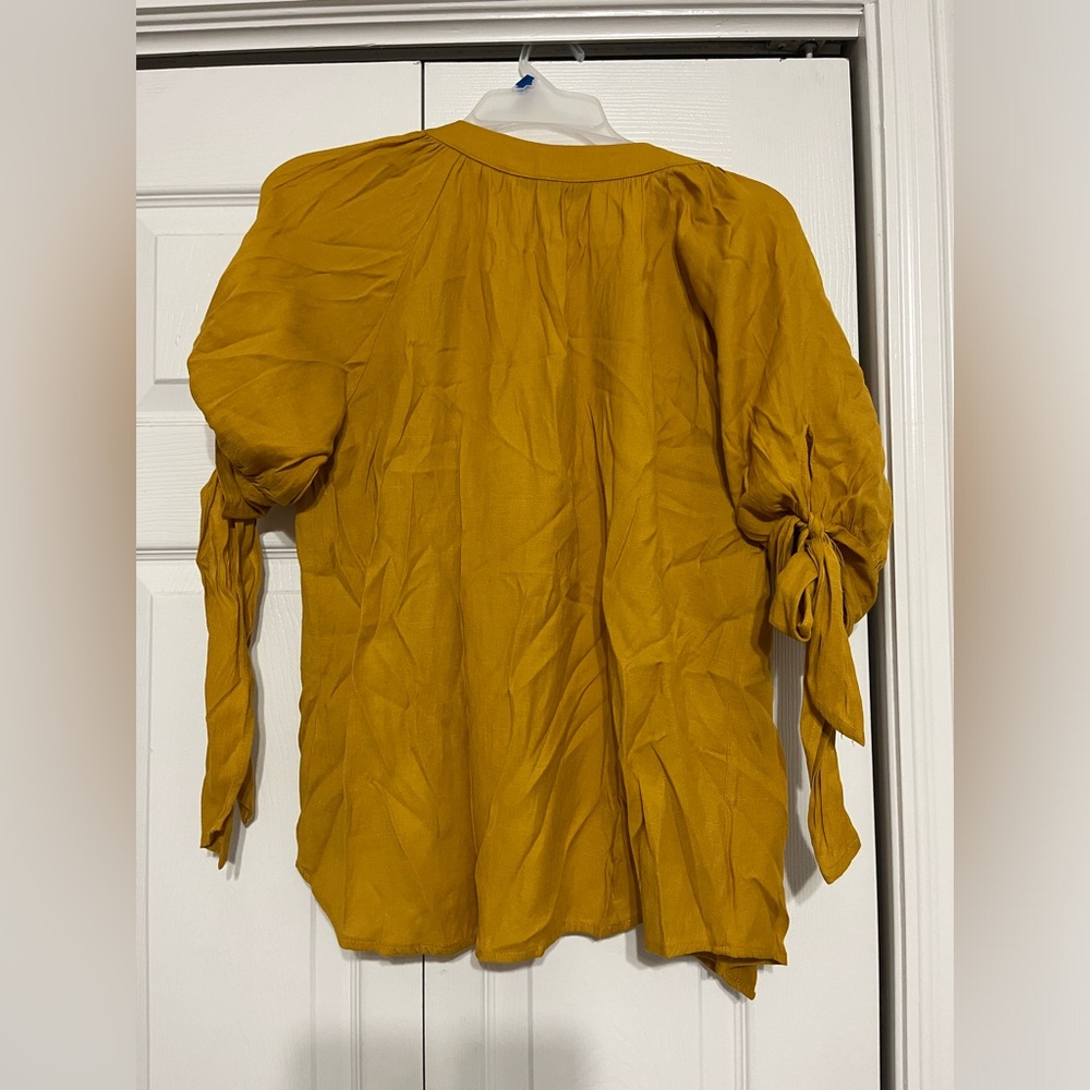 Tresics Shirt Size Small Petite - Picture 4 of 4